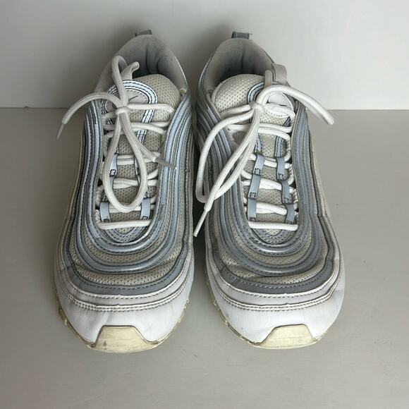 Nike Air Max Sneakers - Women’s 8.5 - Picture 1 of 10